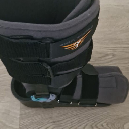 Medical Brace ROM Walker ankle brace size 43-46, grey