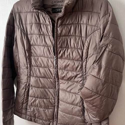 Super Light Sackable Jacket like new, grey