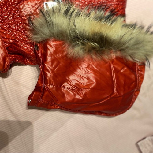 Rossodisera sleeveless vest like new with genuine fur hood, red