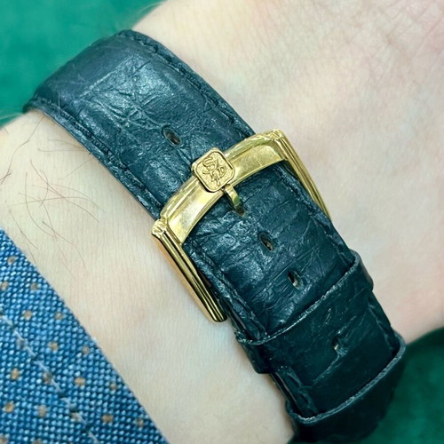 Saint Honore watch used with Quartz mechanism, white and gold