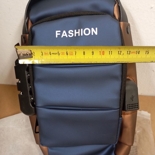 Man's chest bag