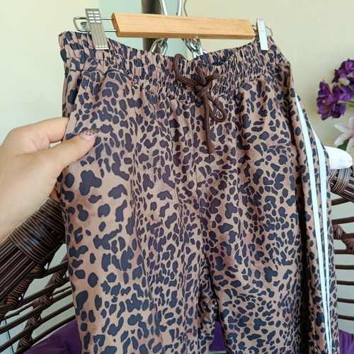 Leopard print pants new, sizes M and L, beige and brown
