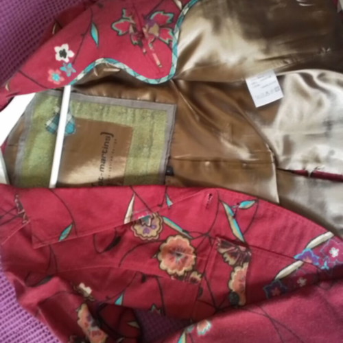 St-Martins blazer small used, red with floral pattern