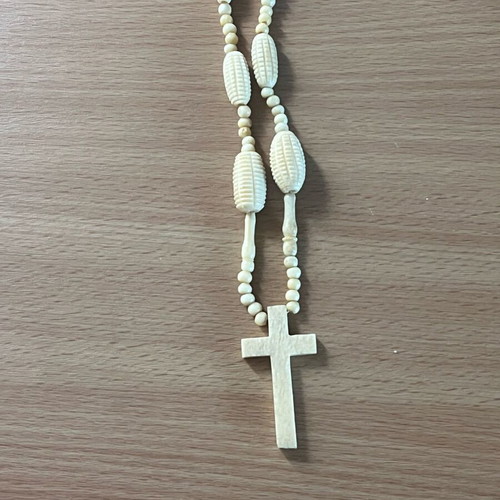 Rosary necklace like new, large and impressive