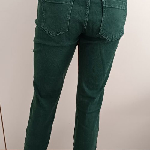 Stradivarius women's green slim fit jeans used, elastic fabric