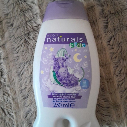 Avon Naturals Kids Good Night Lavender Scented children's bath foam new 250 ml
