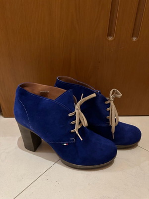 Leather boots like new, blue, 8cm heel