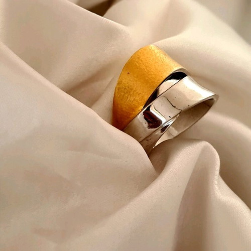 Silver ring 925 new with matte gold plating, size EU 53