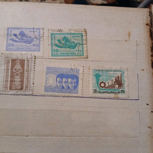 Stamps like new, 19 from Canada and 7 from Syria