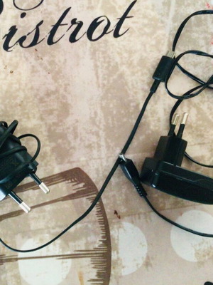 Mini USB chargers like new, set of 2