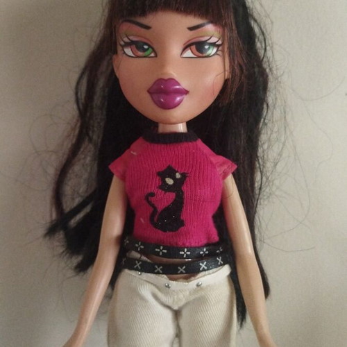 Bratz Funk Out Jade doll 2004 with original clothes