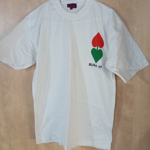 Mako women's t-shirt Avitano size L like new, white with chest design