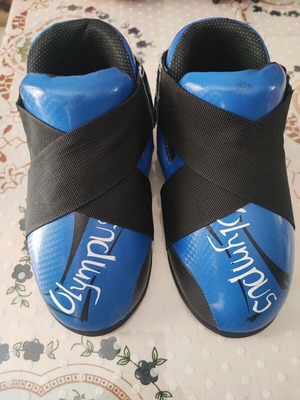 Taekwondo kids shoes Olympus size XS like new