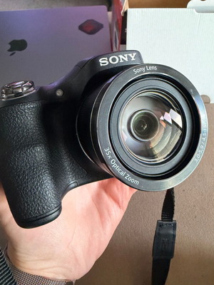 Sony H300 camera with 20 megapixels and 35x optical zoom