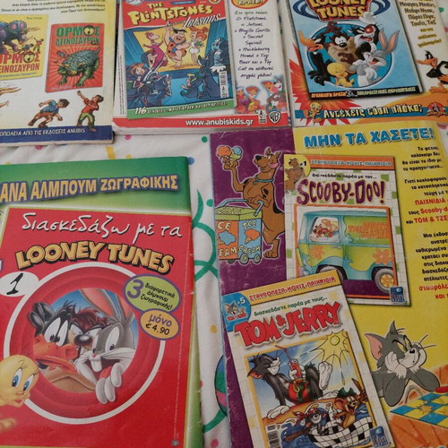 Looney Tunes magazines like new, set of 5 issues