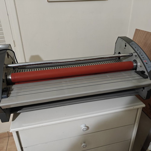 Royal Sovereign RSL-2701 Thermal Laminator used, professional