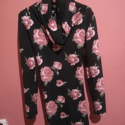 Floral black blouse small like new
