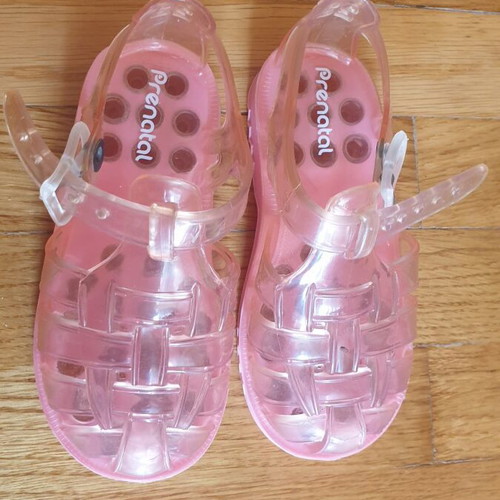 Sandals Prenatal size 23