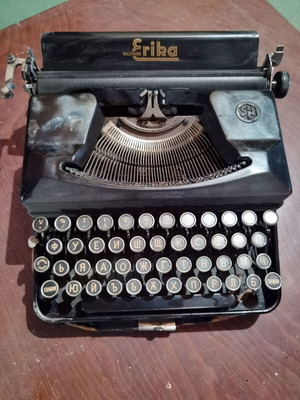 Erika Naumann typewriter 1940 used