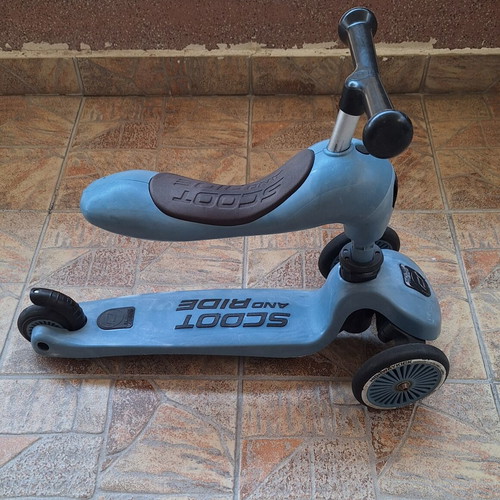 Scoot And Ride Highwaykick 1 kids scooter with removable seat