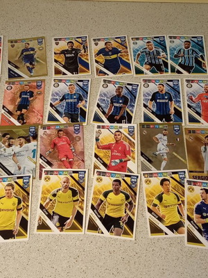 Panini Adrenalyn κάρτες 2019 σετ σαν καινούργιο, 97 κάρτες