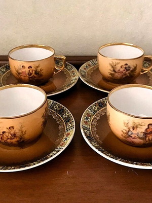 M.Z. Altrohlau porcelain set used, 4 cups and 4 saucers