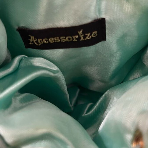 Accessorize Bucket Bag mint green like new, vintage glam