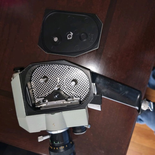 Vintage camera QUARZ-ZOUM DS8-3 μεταχειρισμένη, λειτουργεί αλλά κολλάει