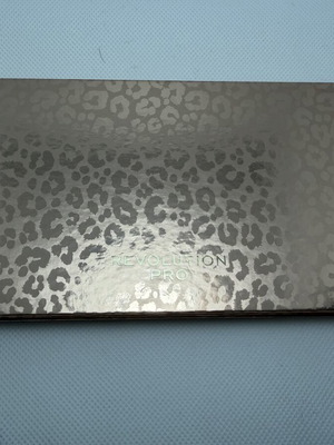 Revolution Pro New Neutral Blushed Eyeshadow Palette