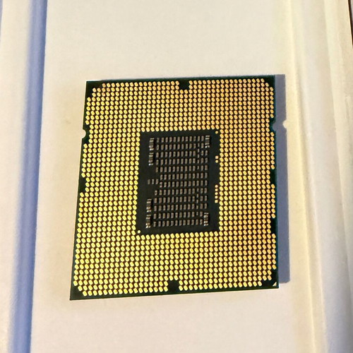 Intel Xeon E5630 Server processor used, pack of 2