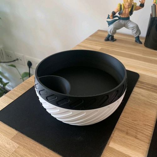 Bowl for peanuts and nuts new with integrated shell container