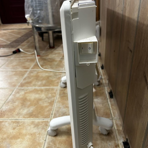 Nobo C4F 12 1250 Watt heater like new