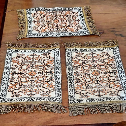 Vintage handmade table linens like new, set of 3 pieces