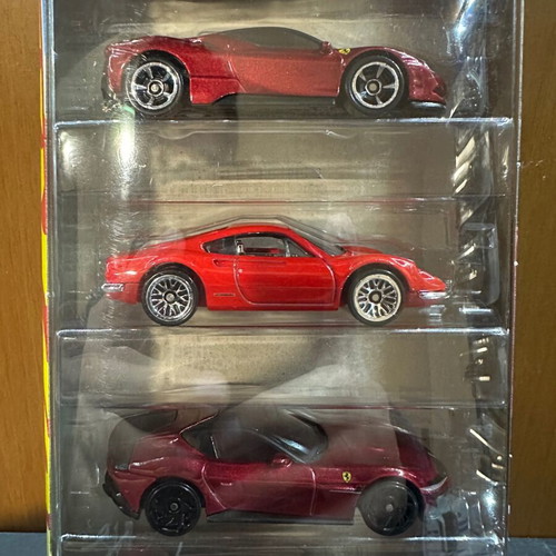 Hotwheels Ferrari 5 Pack new, sealed