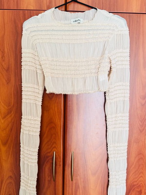 Milkwhite crop top shirt new, beige, size S