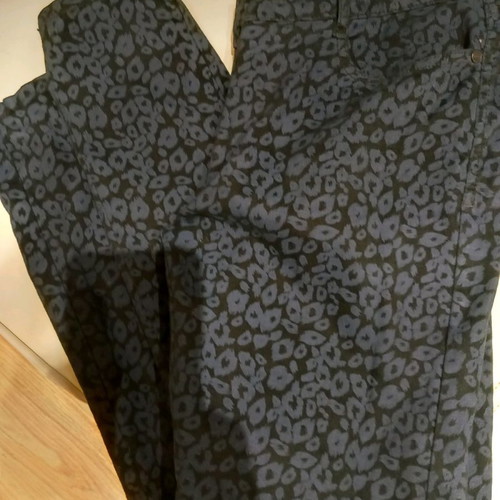 F&F women's pants L used