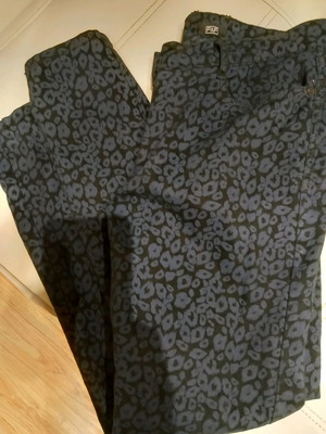 F&F women's pants L used