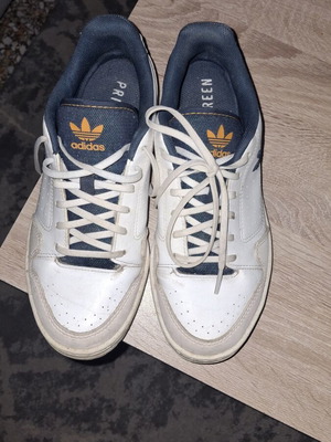 Adidas NY90 athletic shoes like new, size 38.5, white and blue