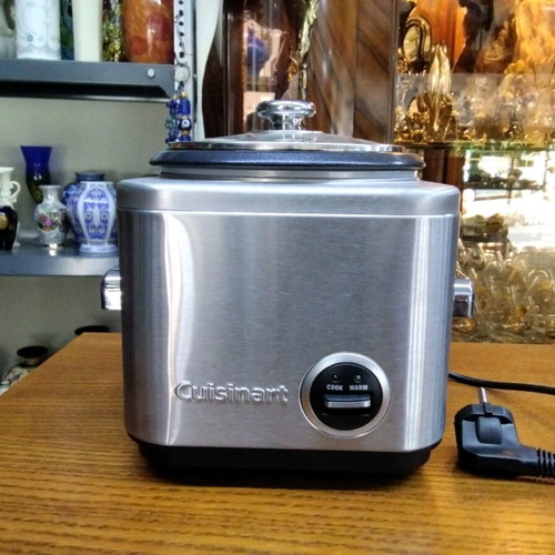 Cuisinart CRC-800 rice cooker new, 8 cups, with steam tray