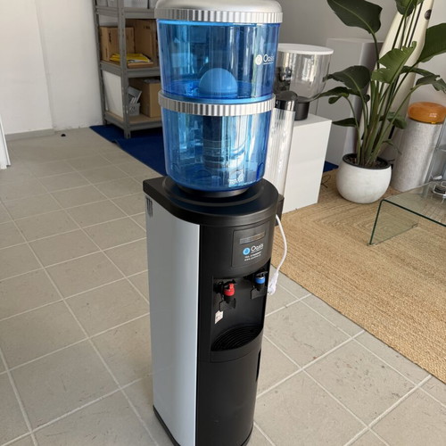 Oasis Water Cooler Inox ISS-FF with Filter and Mini Fridge like new