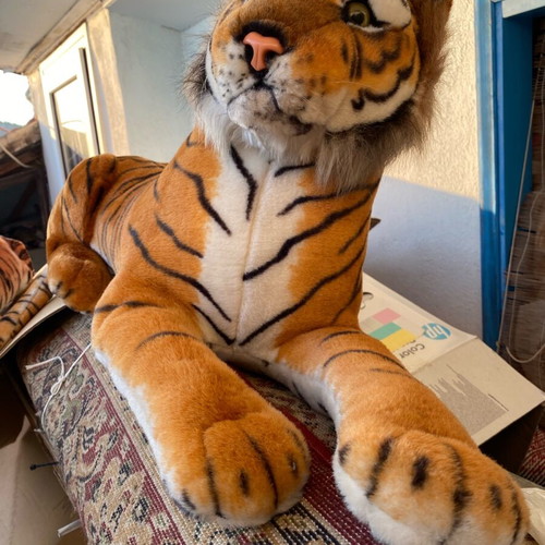 Large plush decorative tiger like new