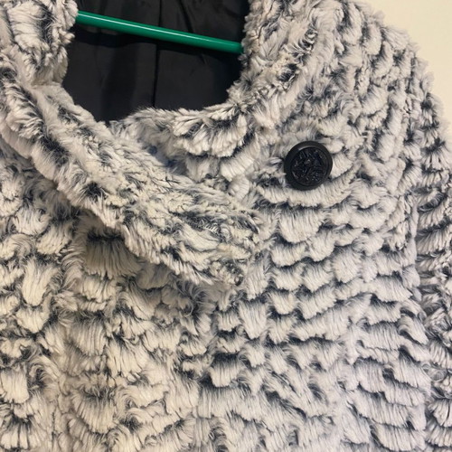 Topshop London faux fur coat new, lightweight, lined, size M