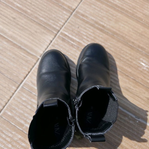 Black Zara boots like new, casual, size 35