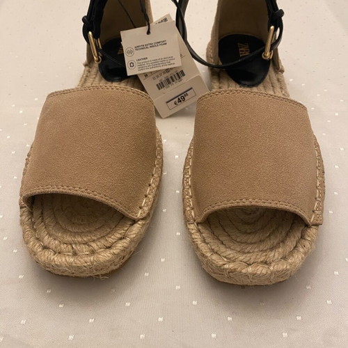 Zara leather flat sandals new, black and beige