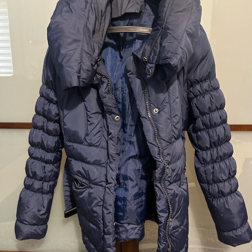 Down women's jacket with belt and collar blue like new