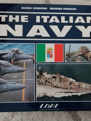 Νavy Italian βιβλίο σκληρόδετο σαν καινούργιο, 1 τόμος αγγλικά