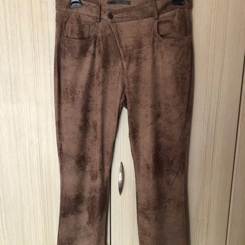 Milla beige pants large used