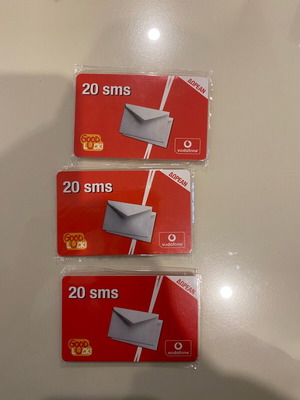 Vodafone phone cards new, set of 3 with consecutive numbers
