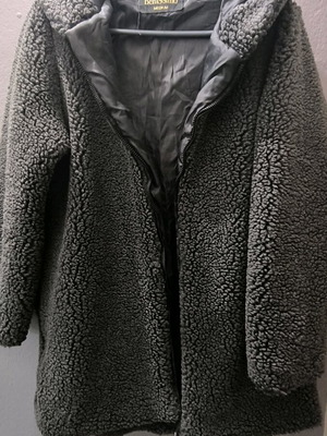 Benissimo jacket used gray size M with zipper repair needed