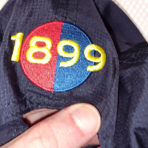 FC Barcelona Retro Cap like new, official licensed product